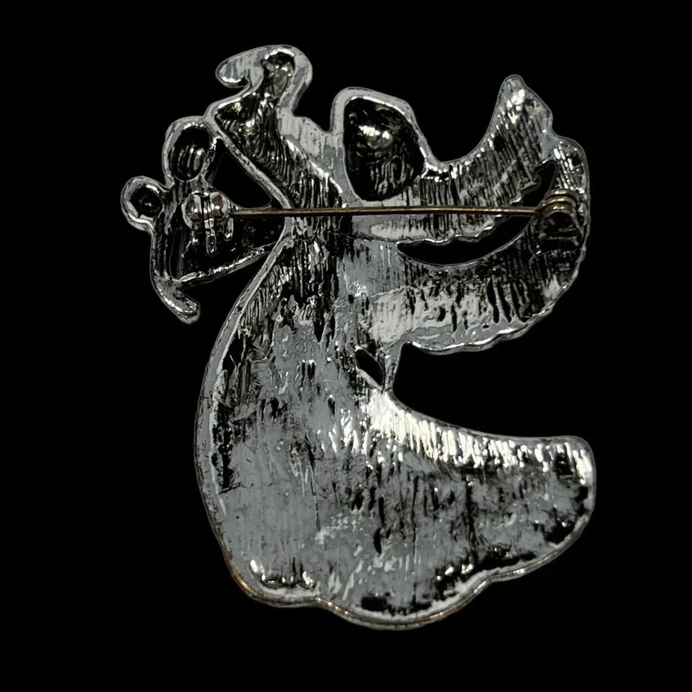 N/A angel brooch